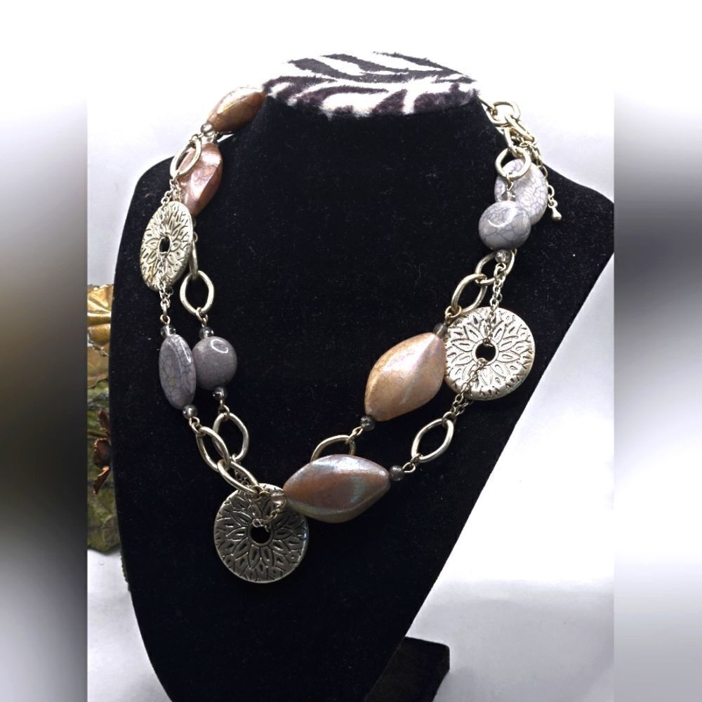 "5/$40" Premier Designs Long Chunky Bead Silvertone Disc Station Necklace